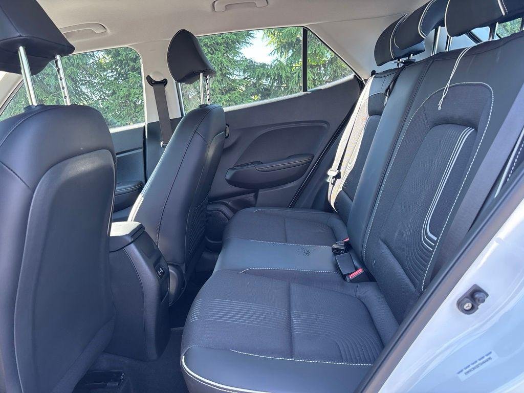 New 2026 White Hyundai SEL w/Two-Tone Roof image 11