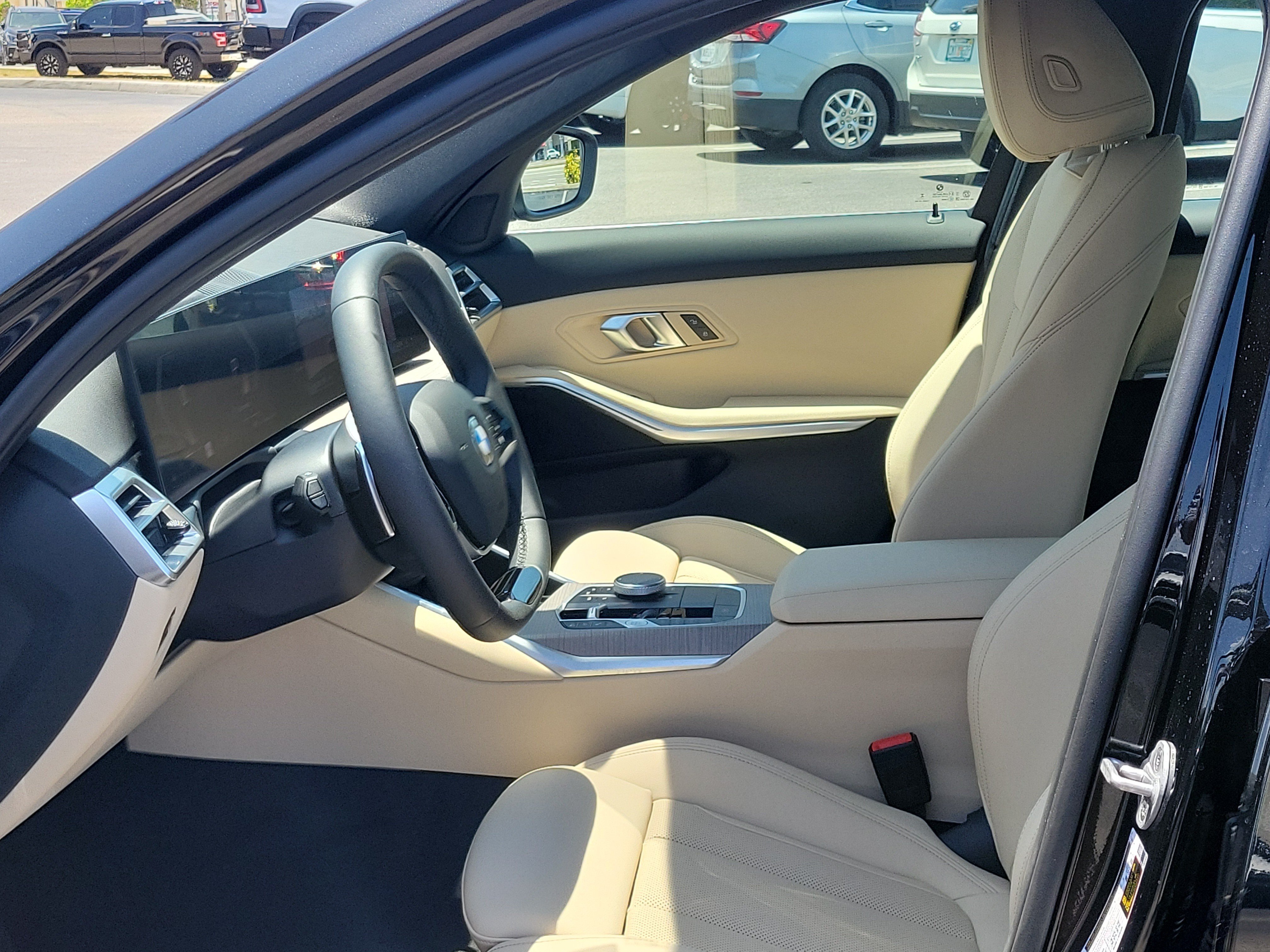 Used 2025 Black Sapphire Metallic BMW 330i image 20