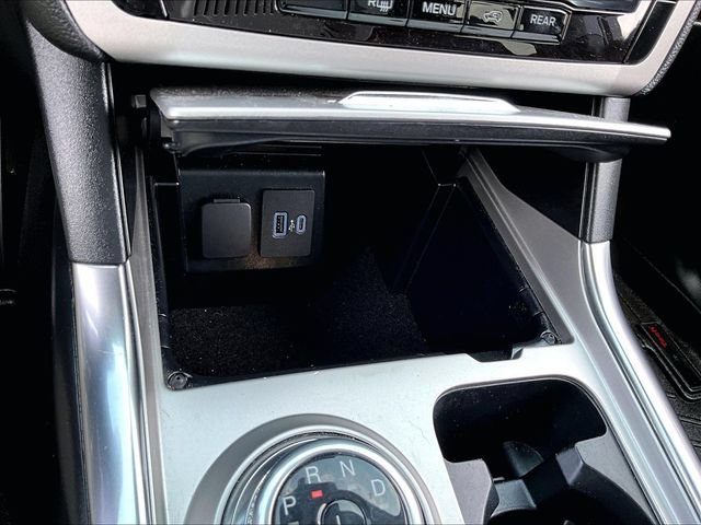 Used 2022 Black Metallic Ford XLT image 33