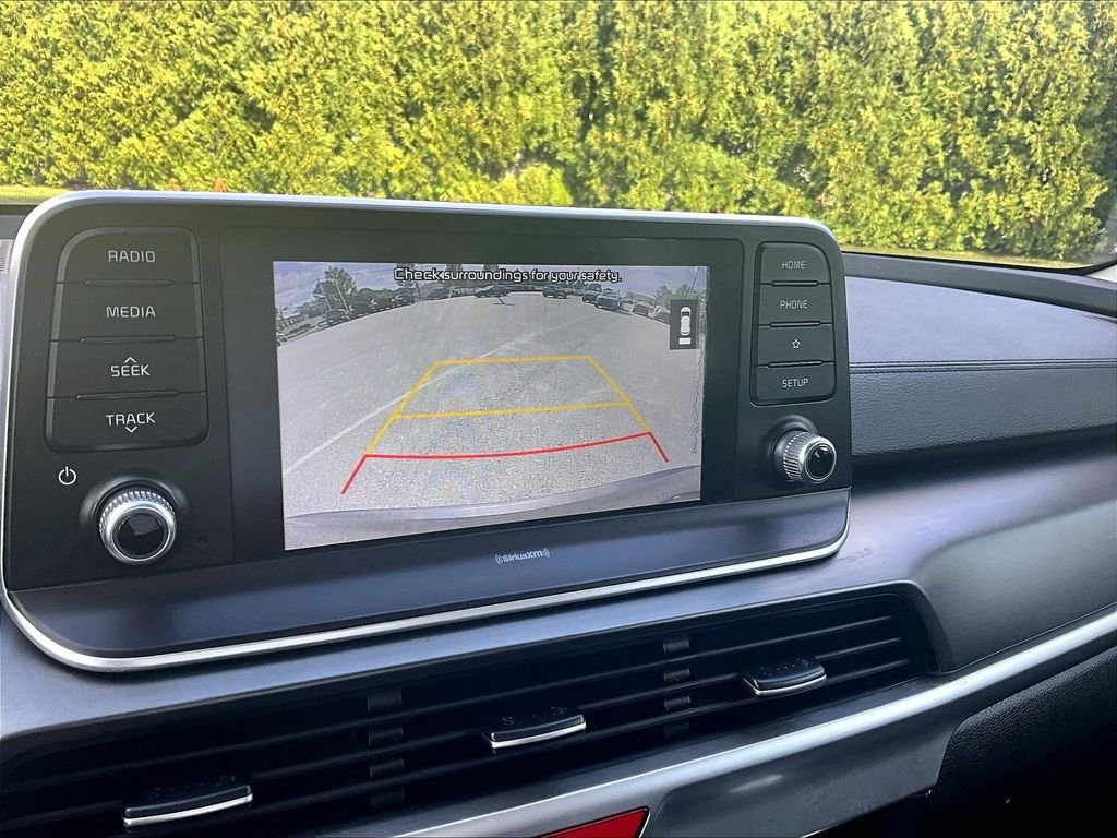 Used 2020 Black Kia S image 20