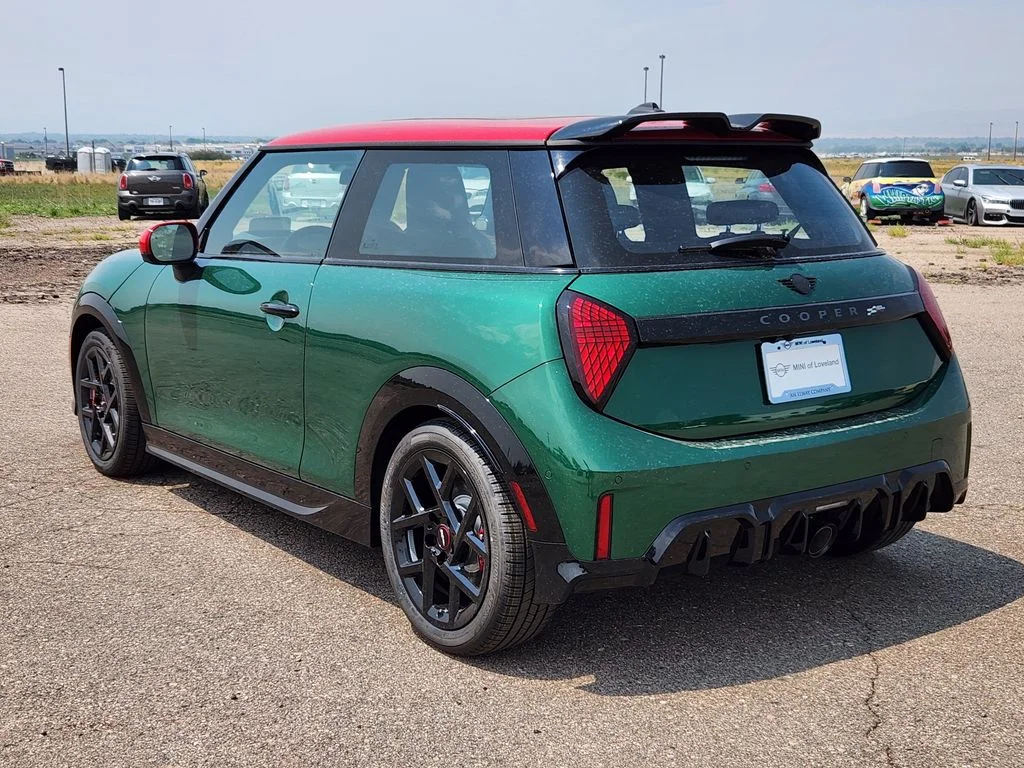 New 2026 British Racing Green Iv Met MINI Iconic image 3
