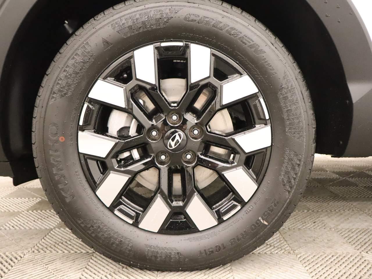 New 2027 Atlas White Hyundai SE AWD image 6