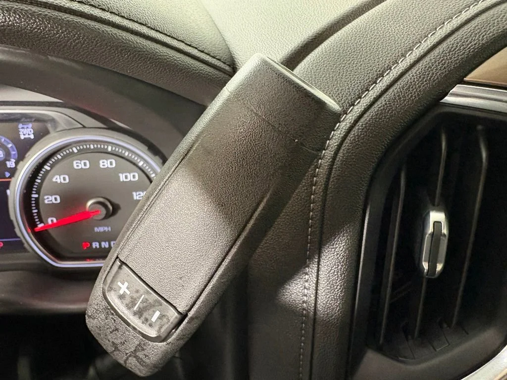 Used 2020 CAJUN RED TINTCOAT Chevrolet High Country image 33