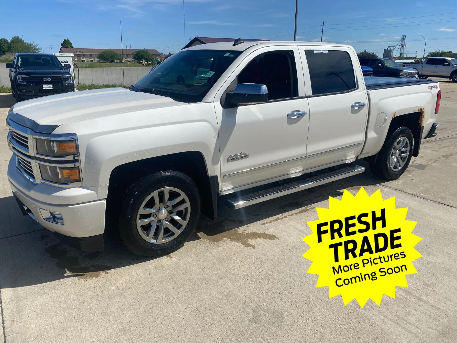 2014 Chevrolet Silverado 1500 High Country 4X4 Crew Cab Short Box's photo