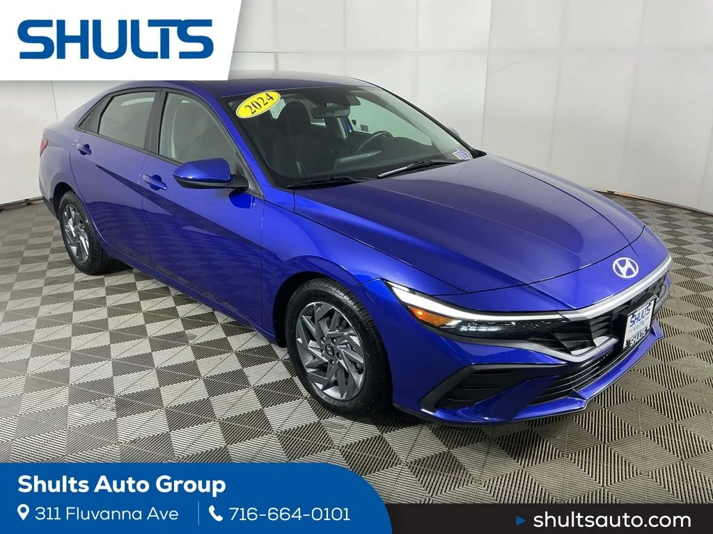 Certified Used 2024 Blue Hyundai SEL image 1