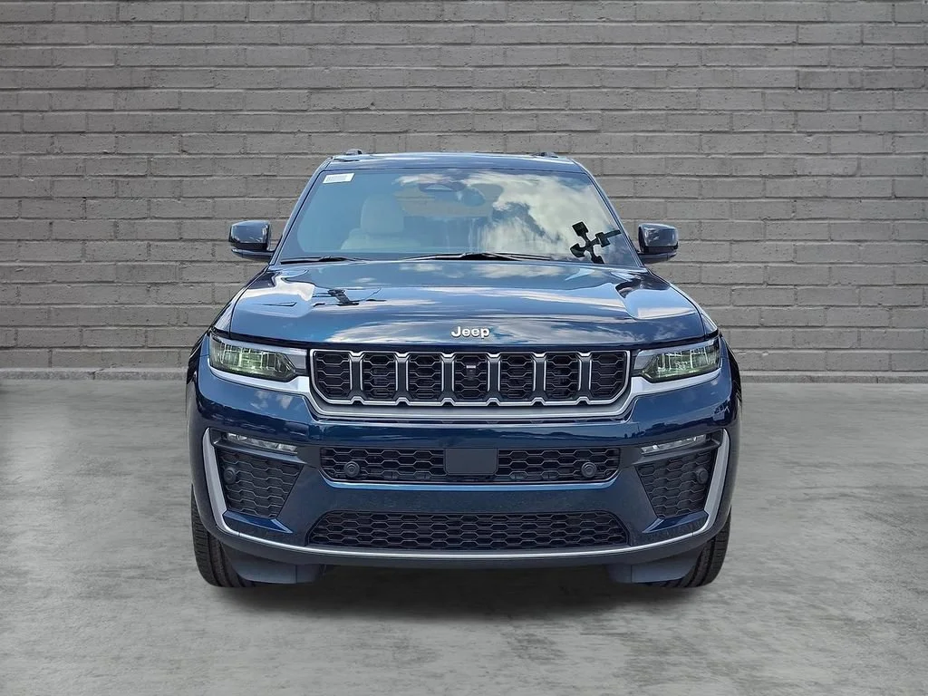 New 2026 Fathom Blue Pearlcoat Jeep Limited image 2