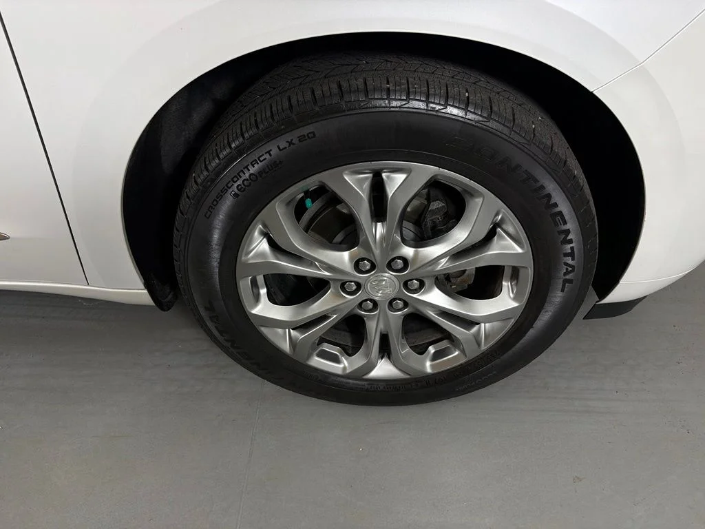 Used 2020 White Buick Avenir image 10