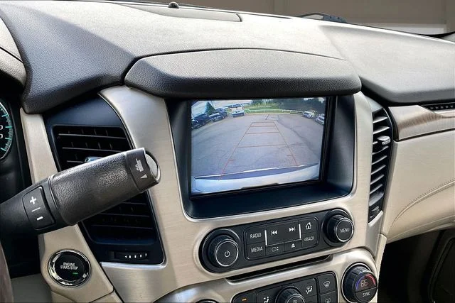 Used 2019 White GMC Denali image 21