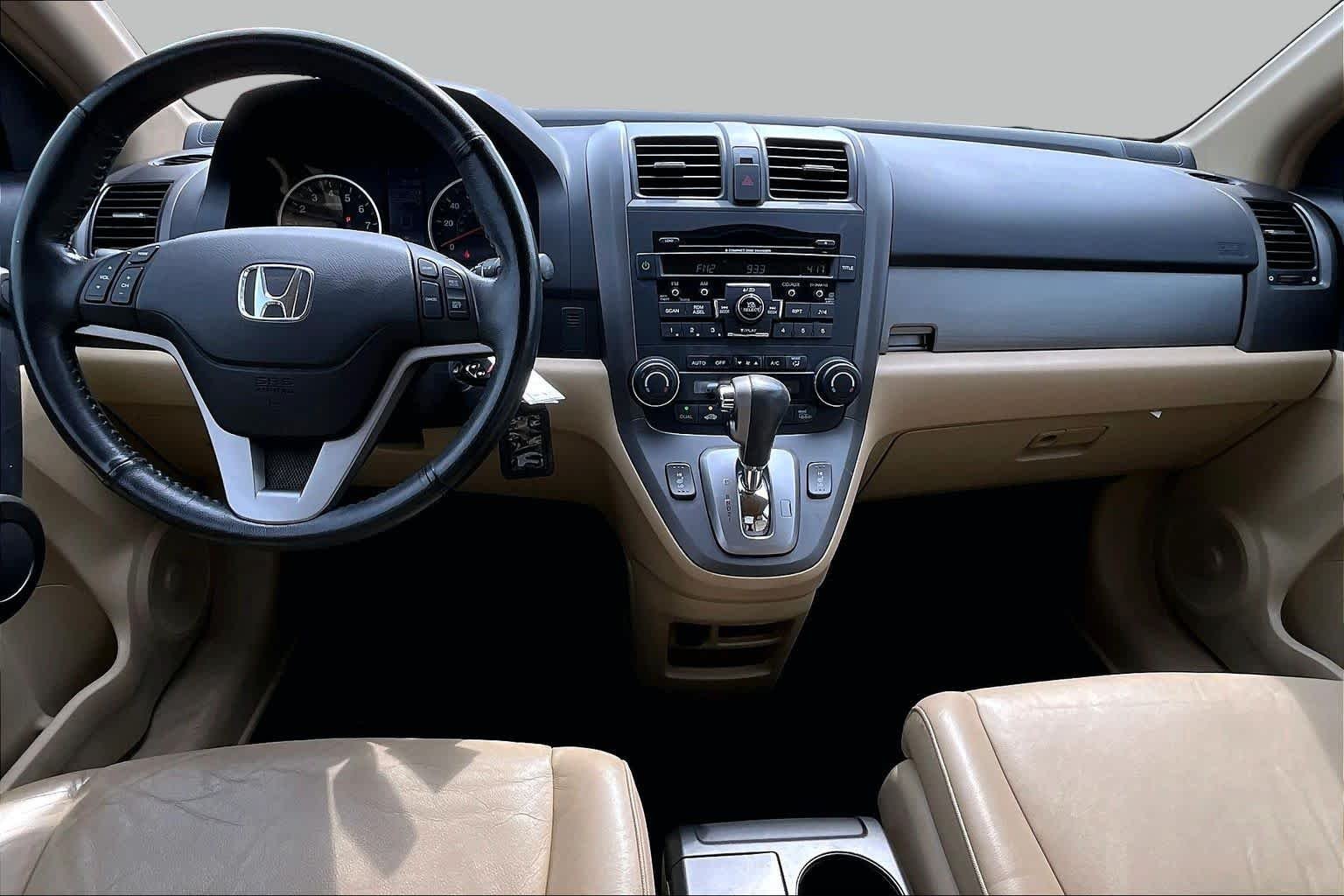 Used 2011 Polished Metal Metallic Honda EX-L image 15