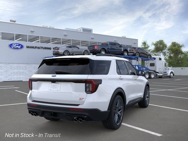 New 2026 Star White Metallic Tri-Coat Ford ST image 8
