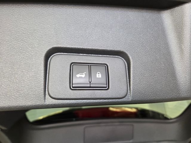 Used 2023 Gray Nissan Platinum image 16