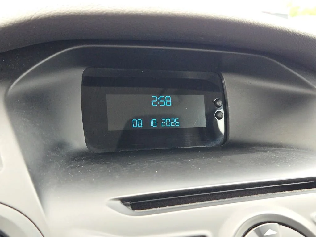 Used 2014 Gray Ford S image 24