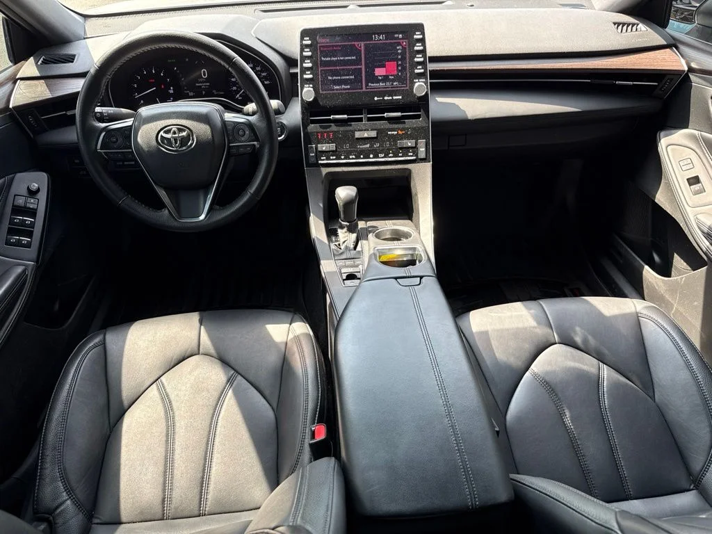 Used 2022 Pearl Toyota XLE image 14