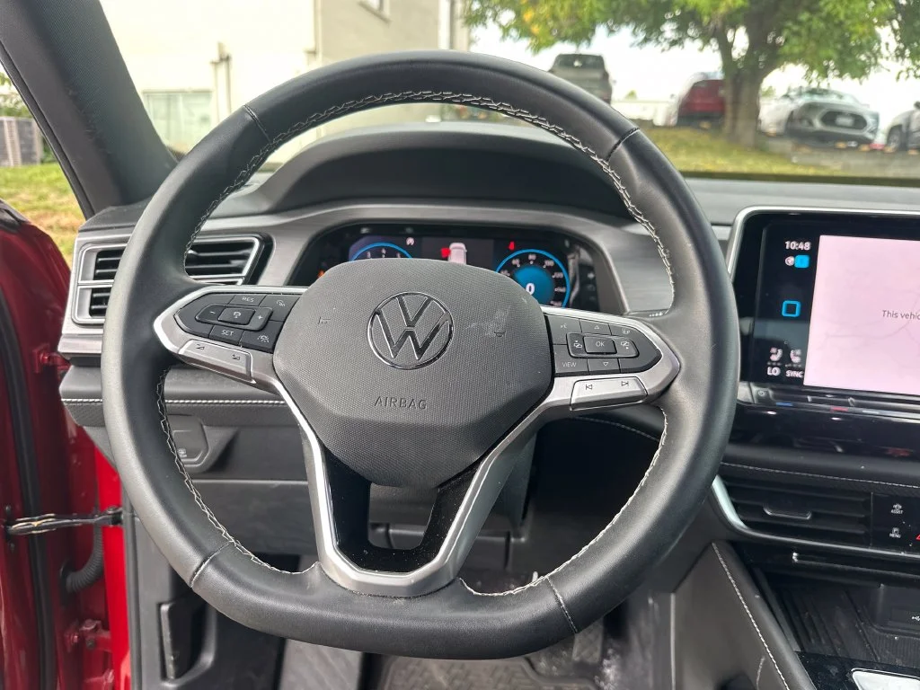 Used 2025 Blue Volkswagen 2.0T SE w/Technology image 43