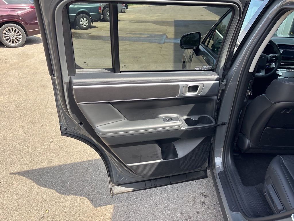 Used 2025 Gray Hyundai SEL image 31