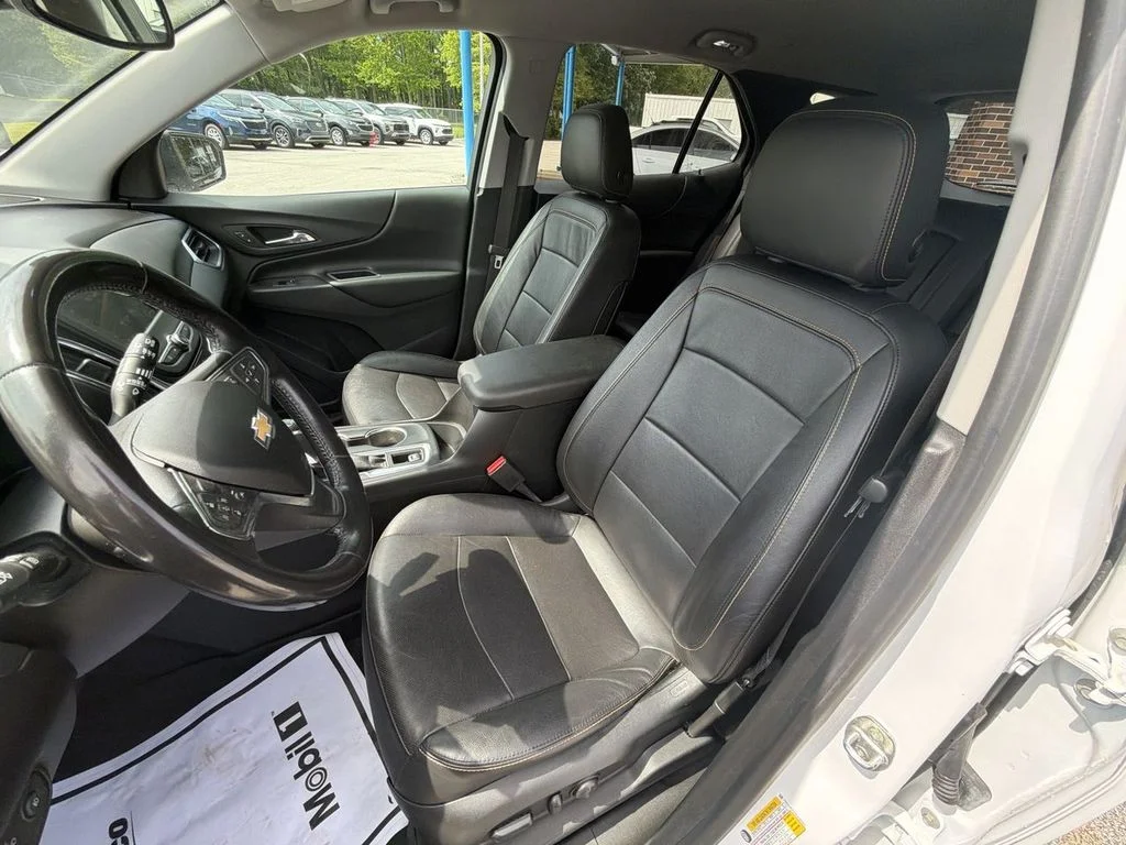 Used 2020 White Chevrolet LT image 19