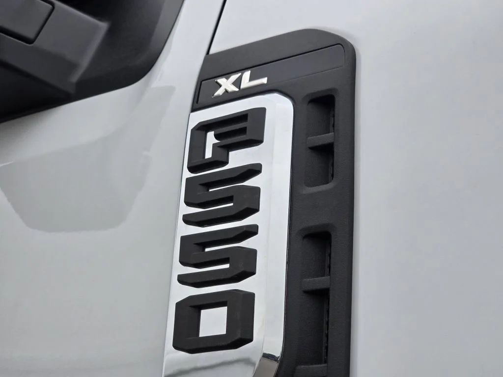 2025 Ford F-550 Super Duty Chassis Cab XL - Photo 26