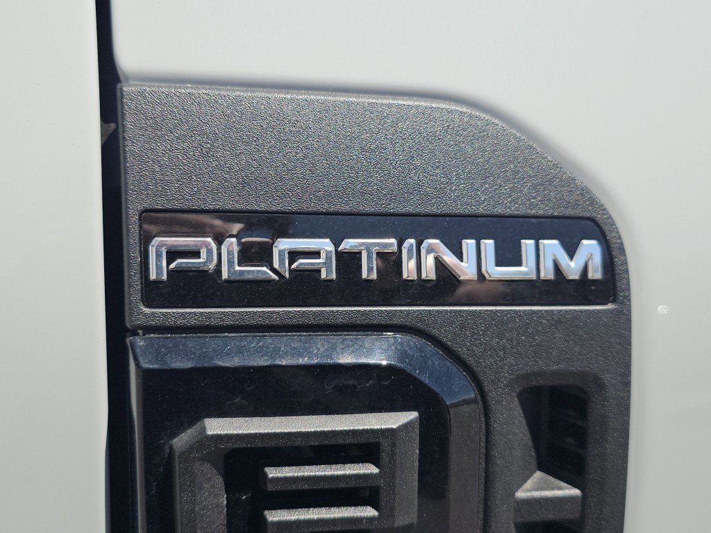 New 2026 Avalanche Ford Platinum image 25