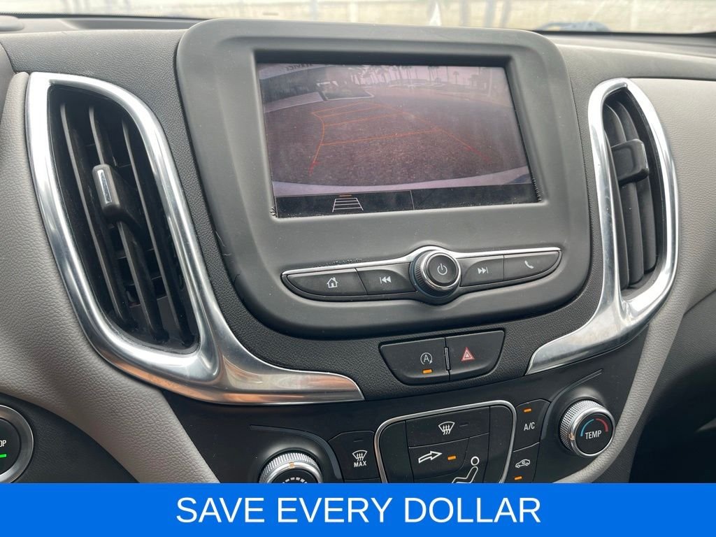 Used 2022 White Chevrolet LT image 10