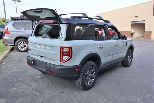 Used 2021 Green Ford Badlands image 6