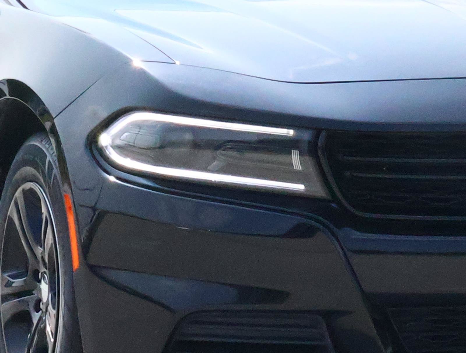 2022 Dodge Charger SXT - Photo 7