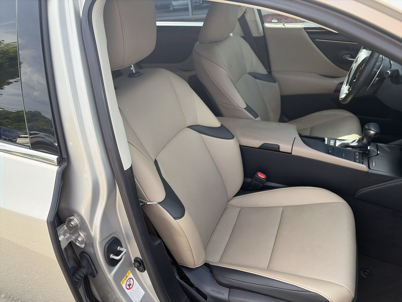 Used 2019 Moonbeam Beige Met Lexus ES 350 image 34