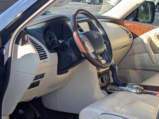 Used 2018 Hermosa Blue INFINITI Base image 2