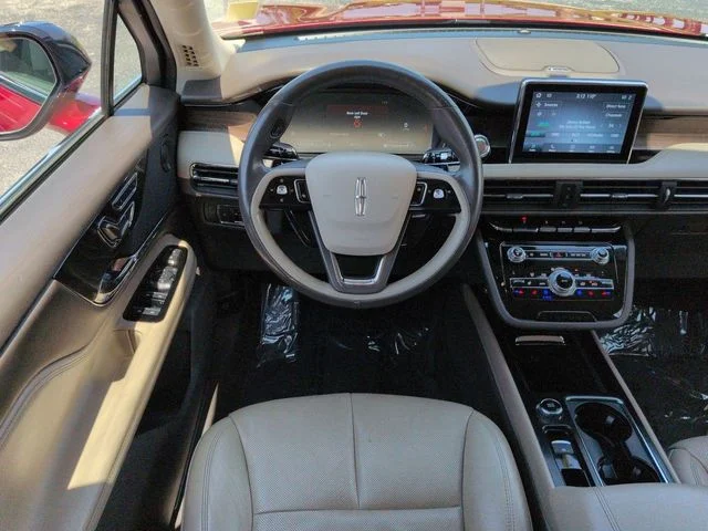 Certified Used 2020 Red Lincoln Reserve image 15