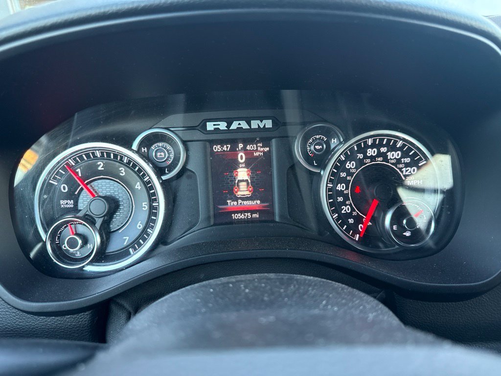 Used 2019 White Ram Big Horn/Lone Star image 11