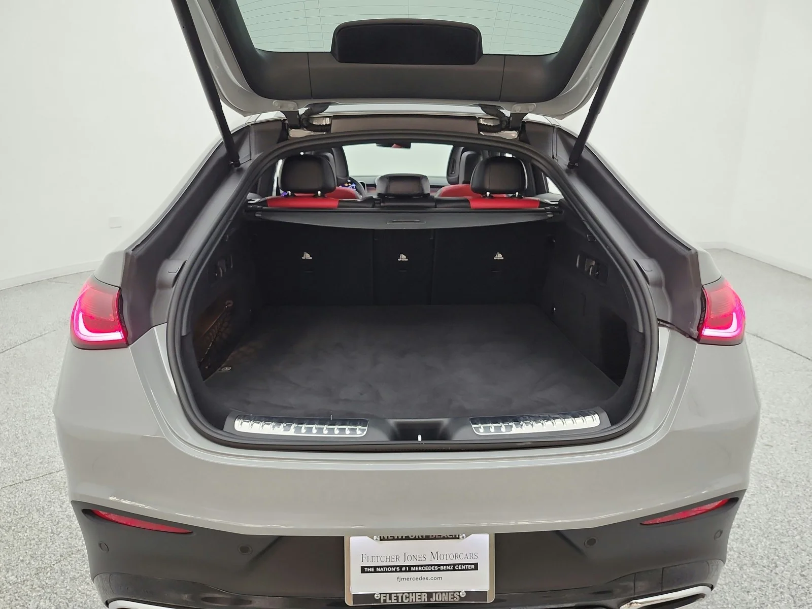 Used 2025 MANUFAKTUR Alpine Grey Mercedes-Benz GLC 300 4MATIC® Coupe image 18