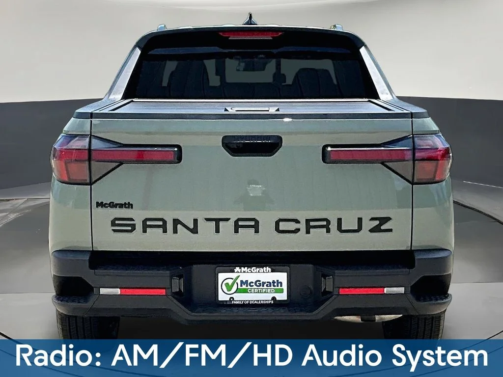 Used 2023 Green Hyundai SEL image 7
