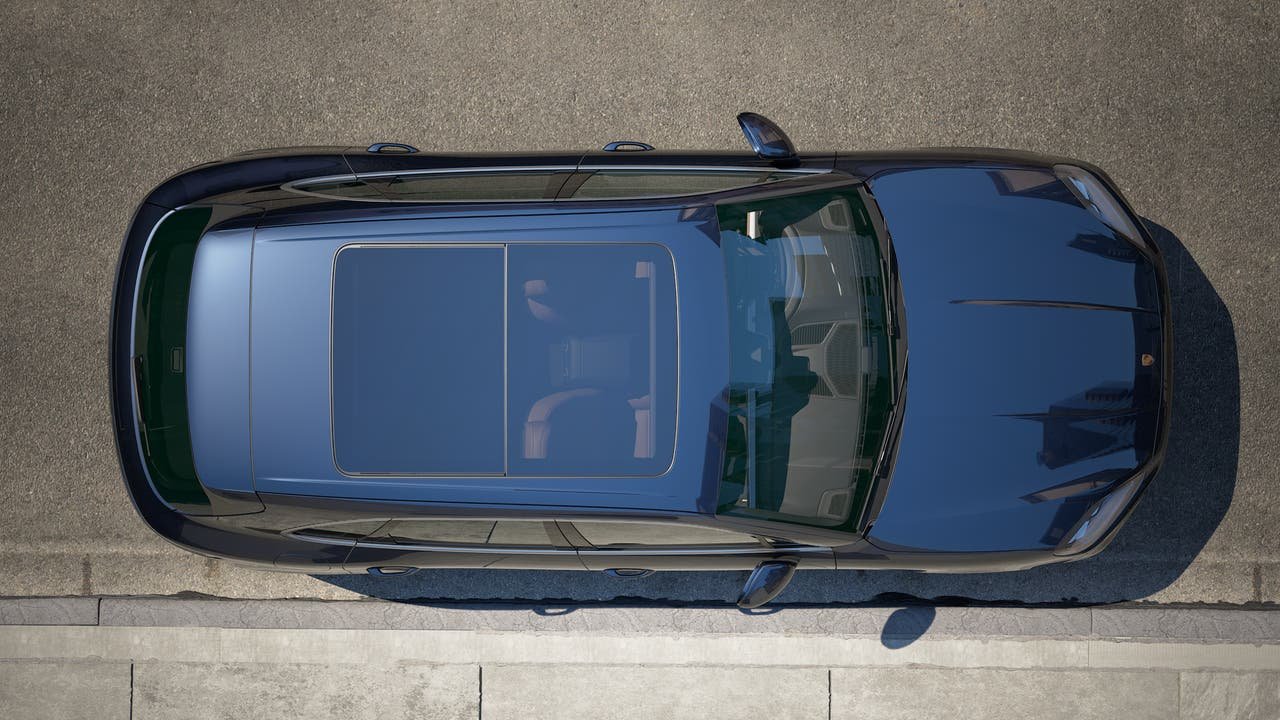 New 2027 Algarve Blue Metallic Porsche S image 5