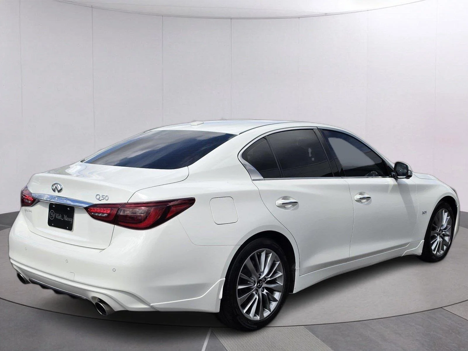 Used 2020 Pure White INFINITI 3.0t LUXE image 6