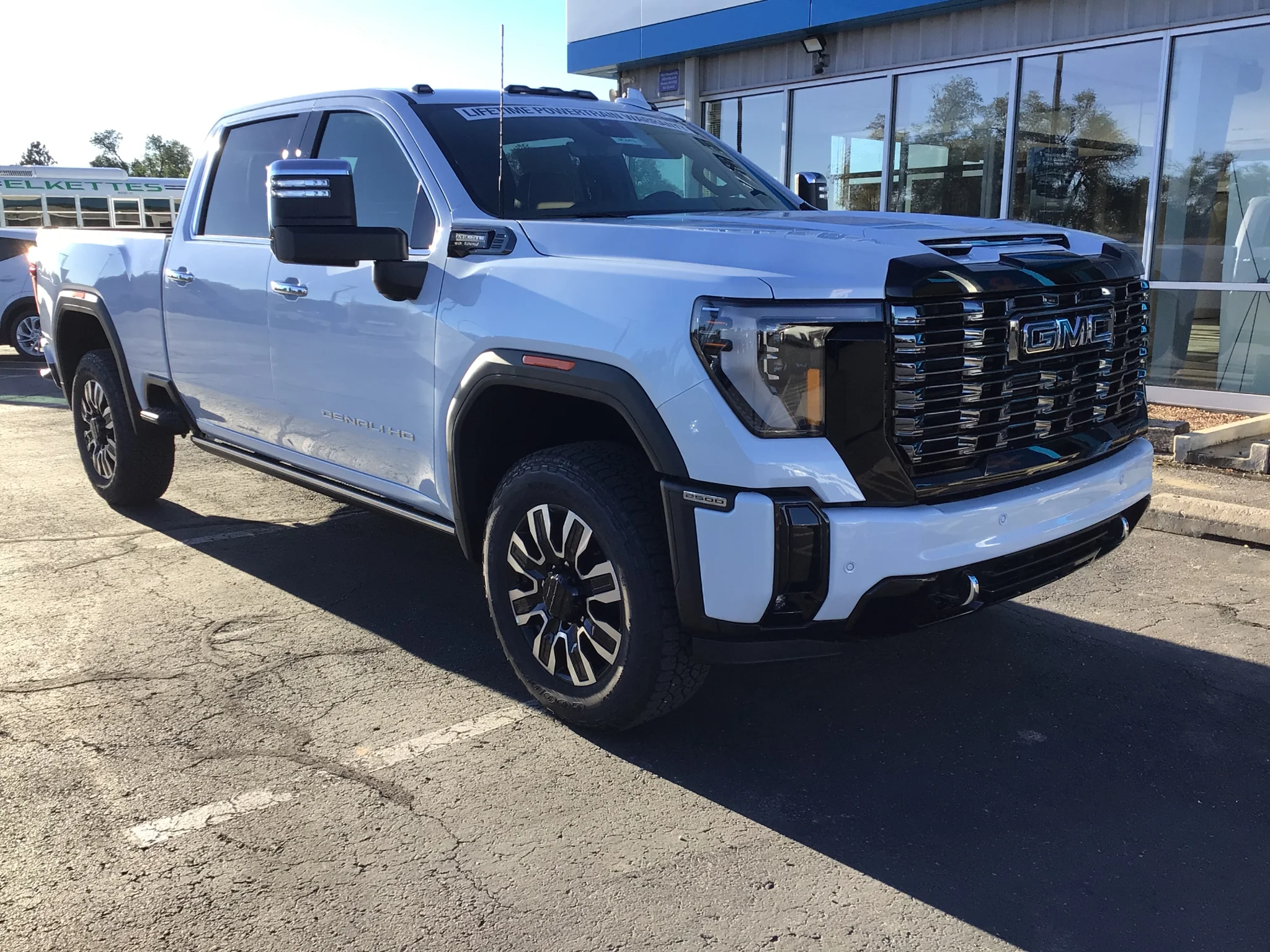 New 2026 Glacier White Tricoat GMC Denali Ultimate image 2