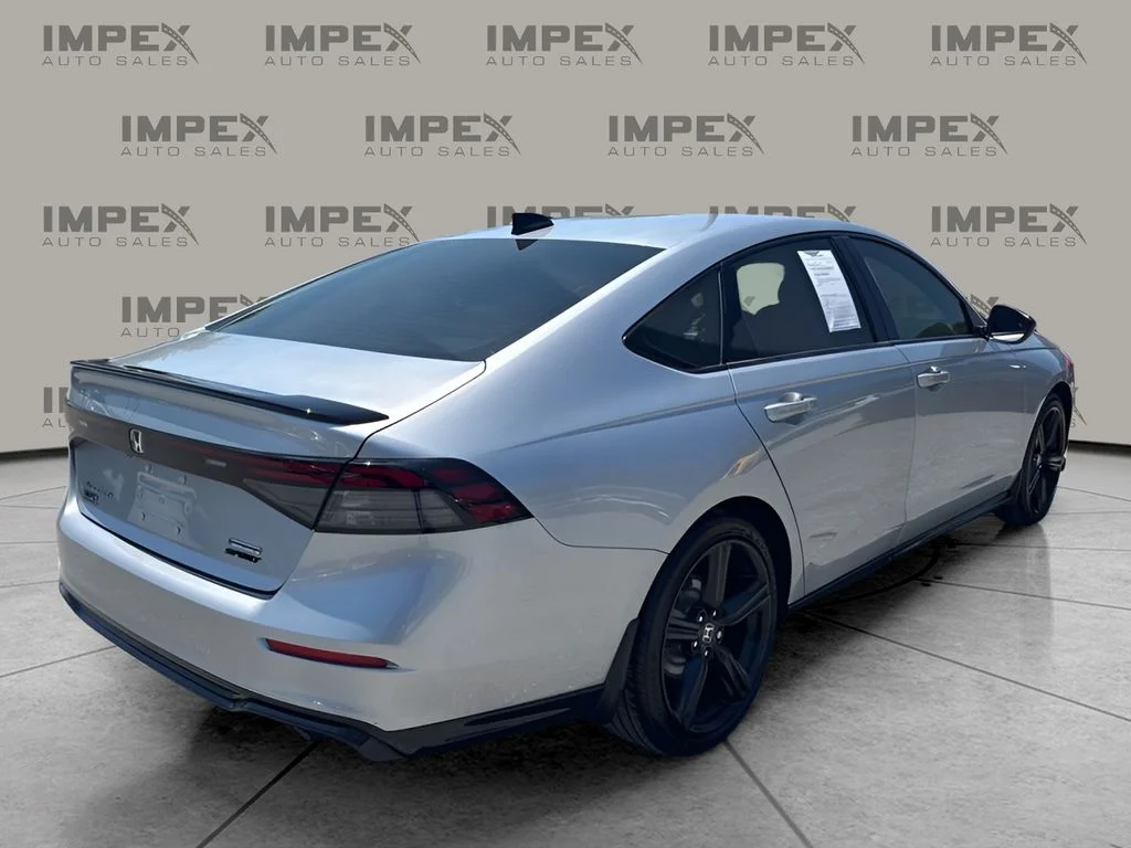 Used 2025 Silver Honda Sport-L image 5