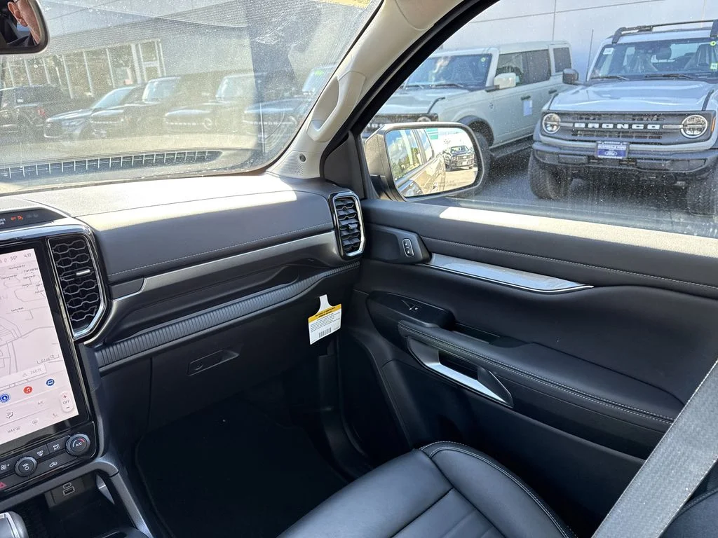 Used 2025 Gray Ford Lariat image 15