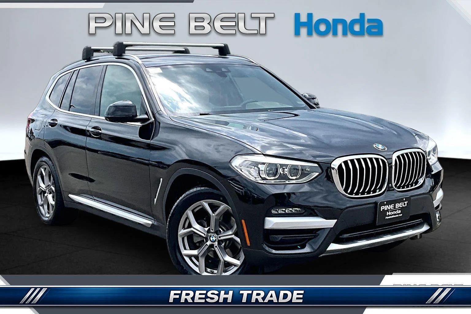 Used 2020 Black Sapphire Metallic BMW xDrive30i image 1