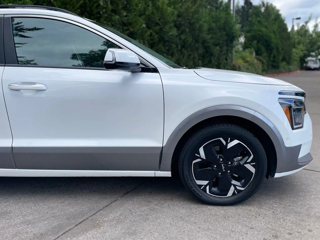 Certified 2023 Kia Niro Wave with VIN KNDCT3L12P5040491 for sale in Gladstone, OR
