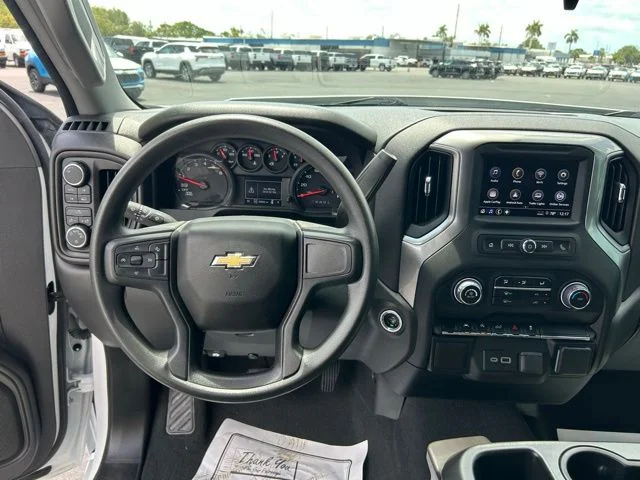 2024 Chevrolet Silverado 1500 Custom - Photo 17