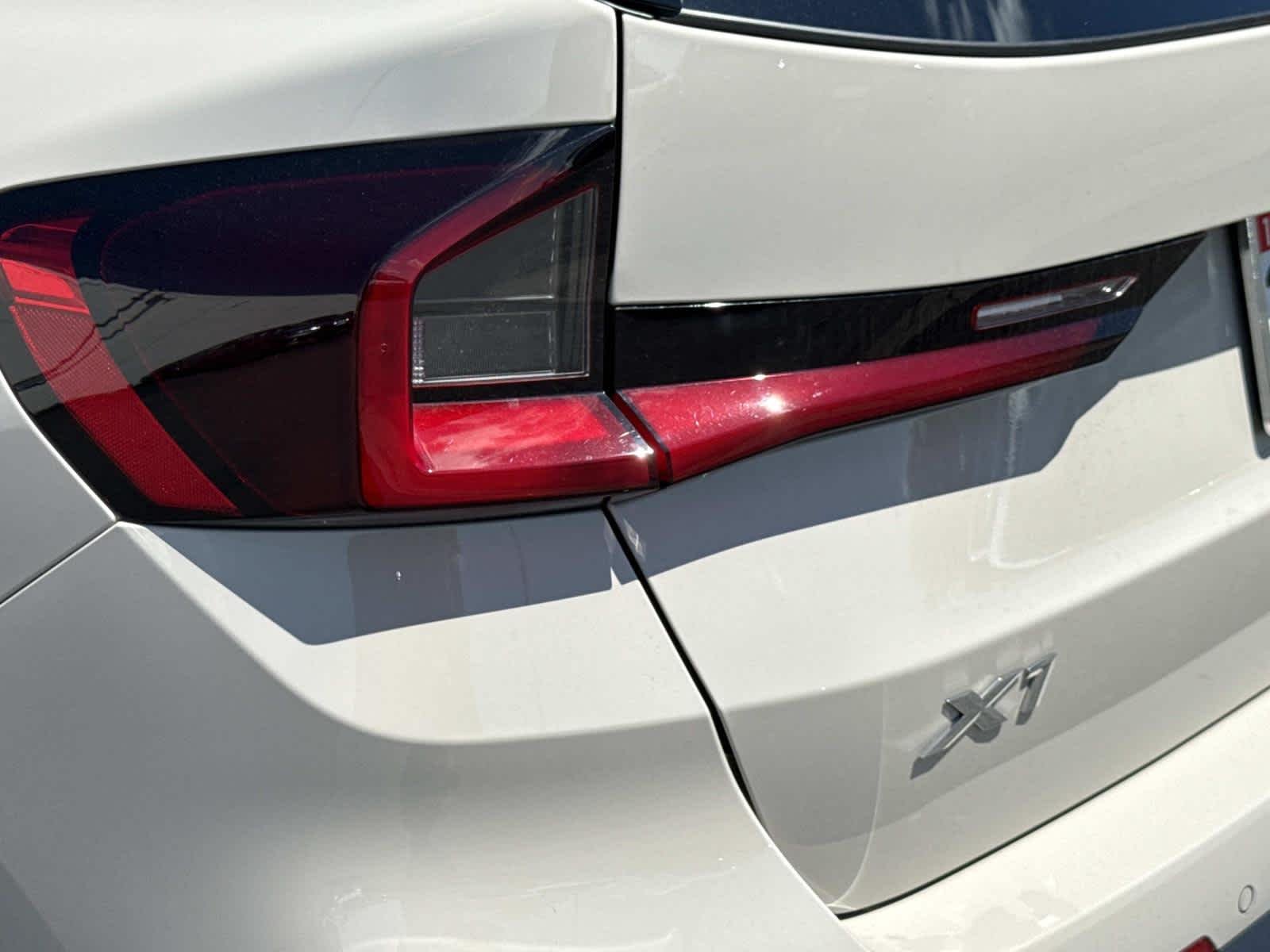 2026 BMW X1 28i - Photo 9