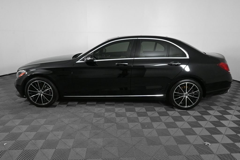 Used 2021  Mercedes-Benz C 300 image 3