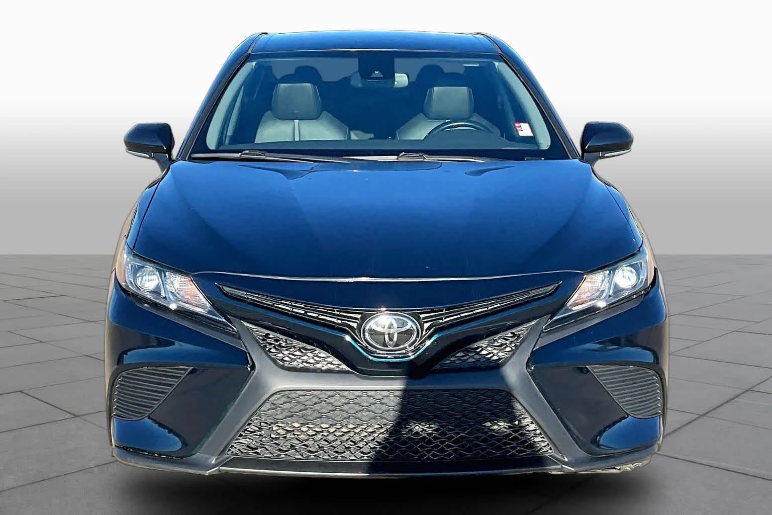Used 2019 Galactic Aqua Mica Toyota SE image 3