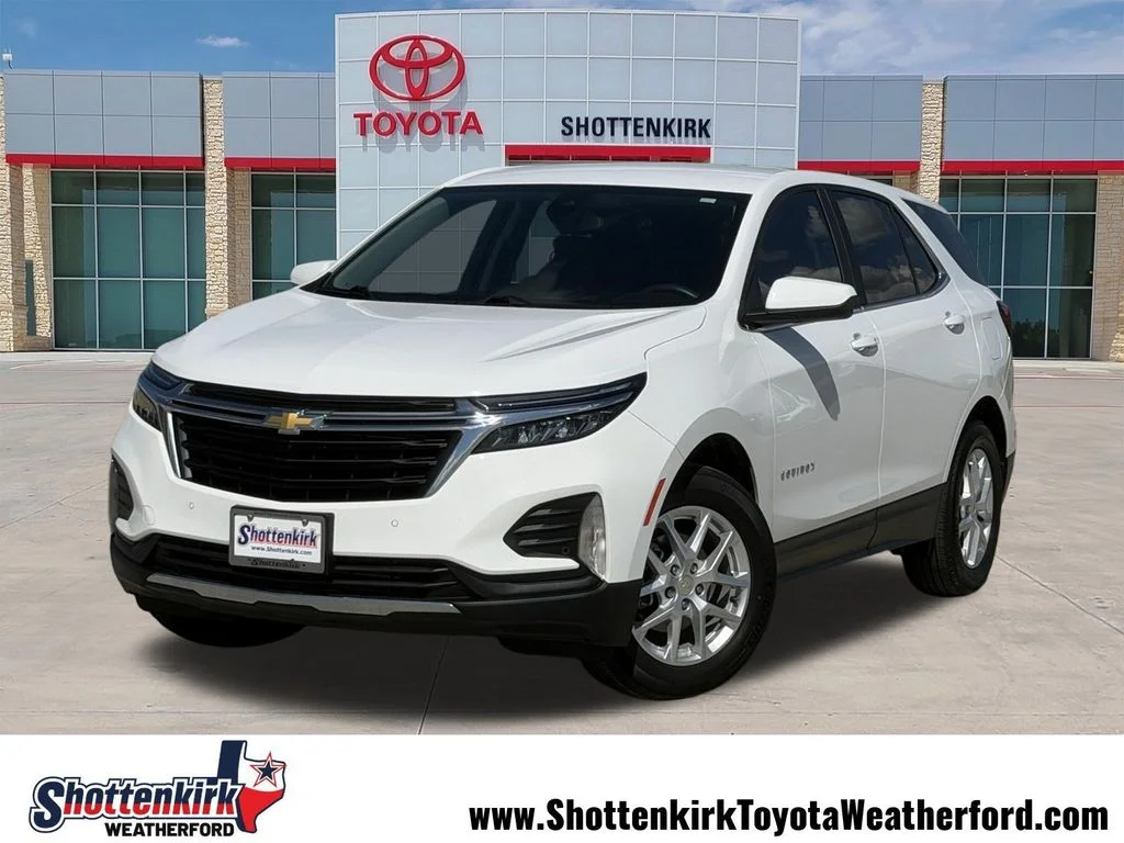 Used 2022 White Chevrolet LT image 1