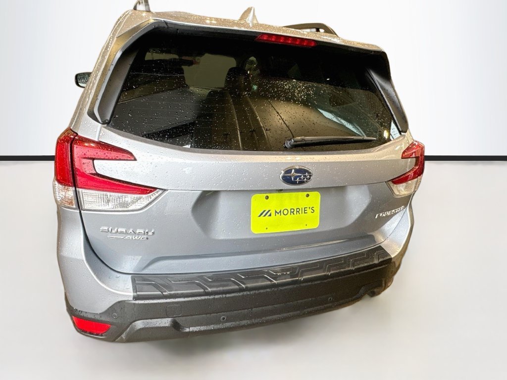 Used 2023 Silver Subaru Limited image 6
