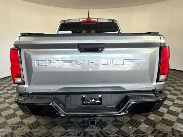 Used 2024 Sterling Gray Metallic Chevrolet ZR2 image 22