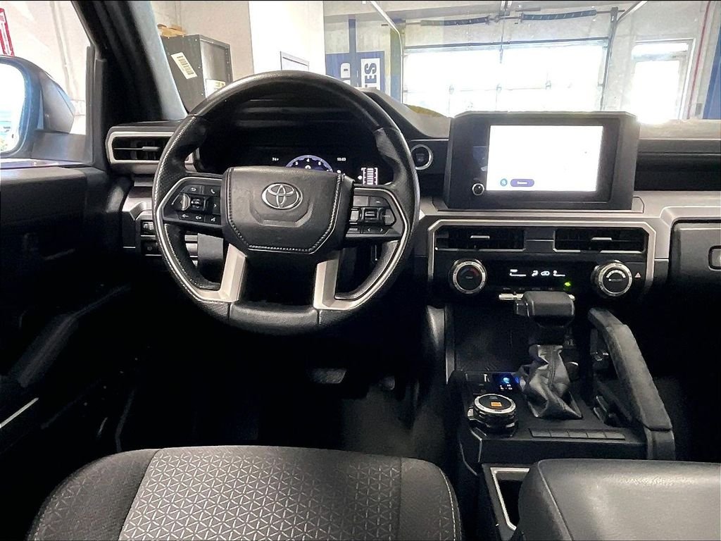 Used 2025 White Toyota SR5 image 17