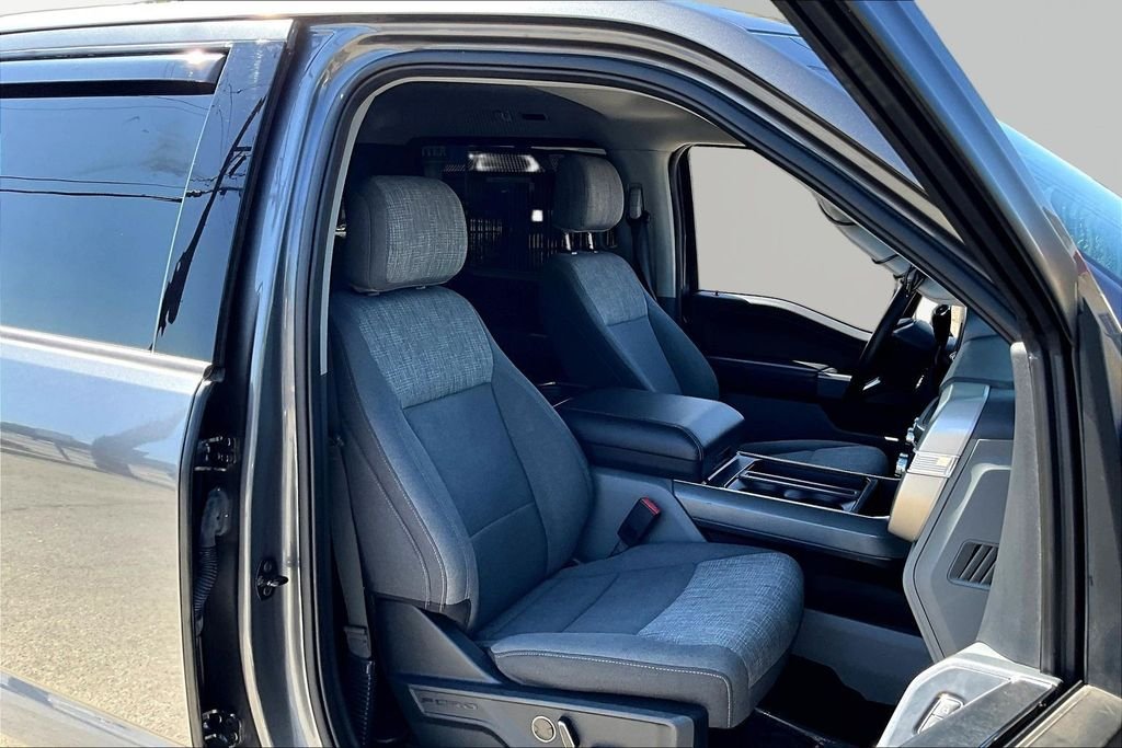 Used 2021 Gray Ford XLT image 29