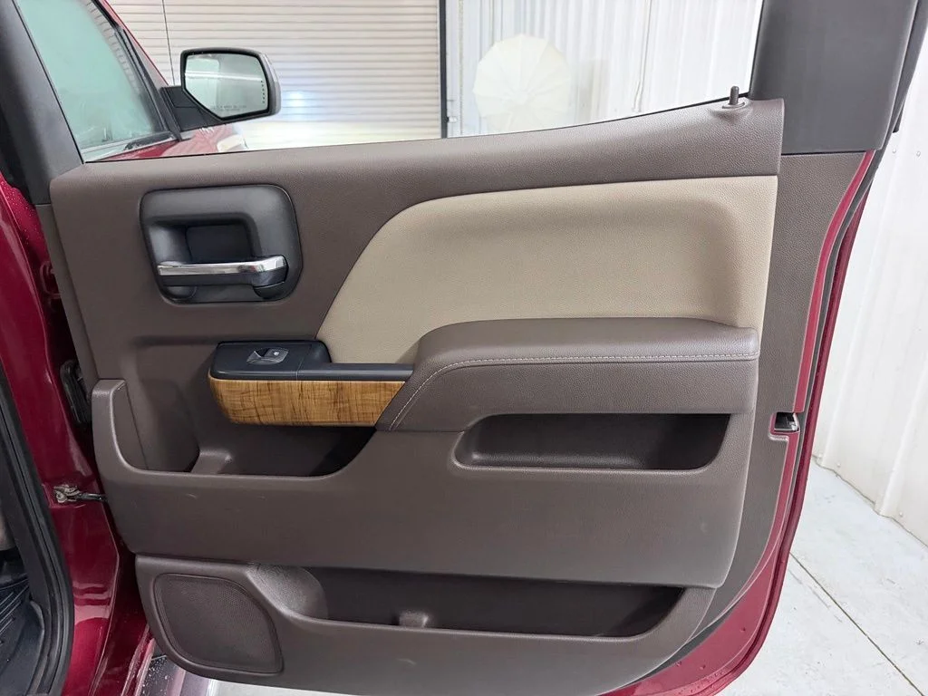 Used 2018 Red GMC SLT image 35