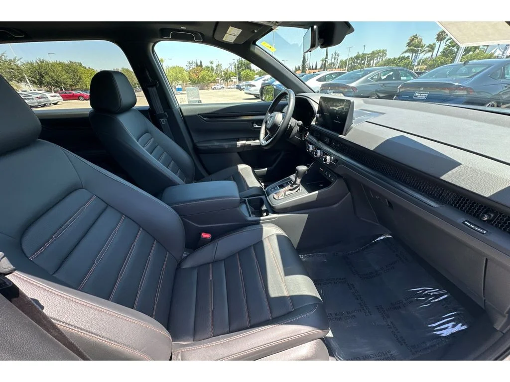 Used 2026 Solar Silver Metallic Honda Sport-L image 19