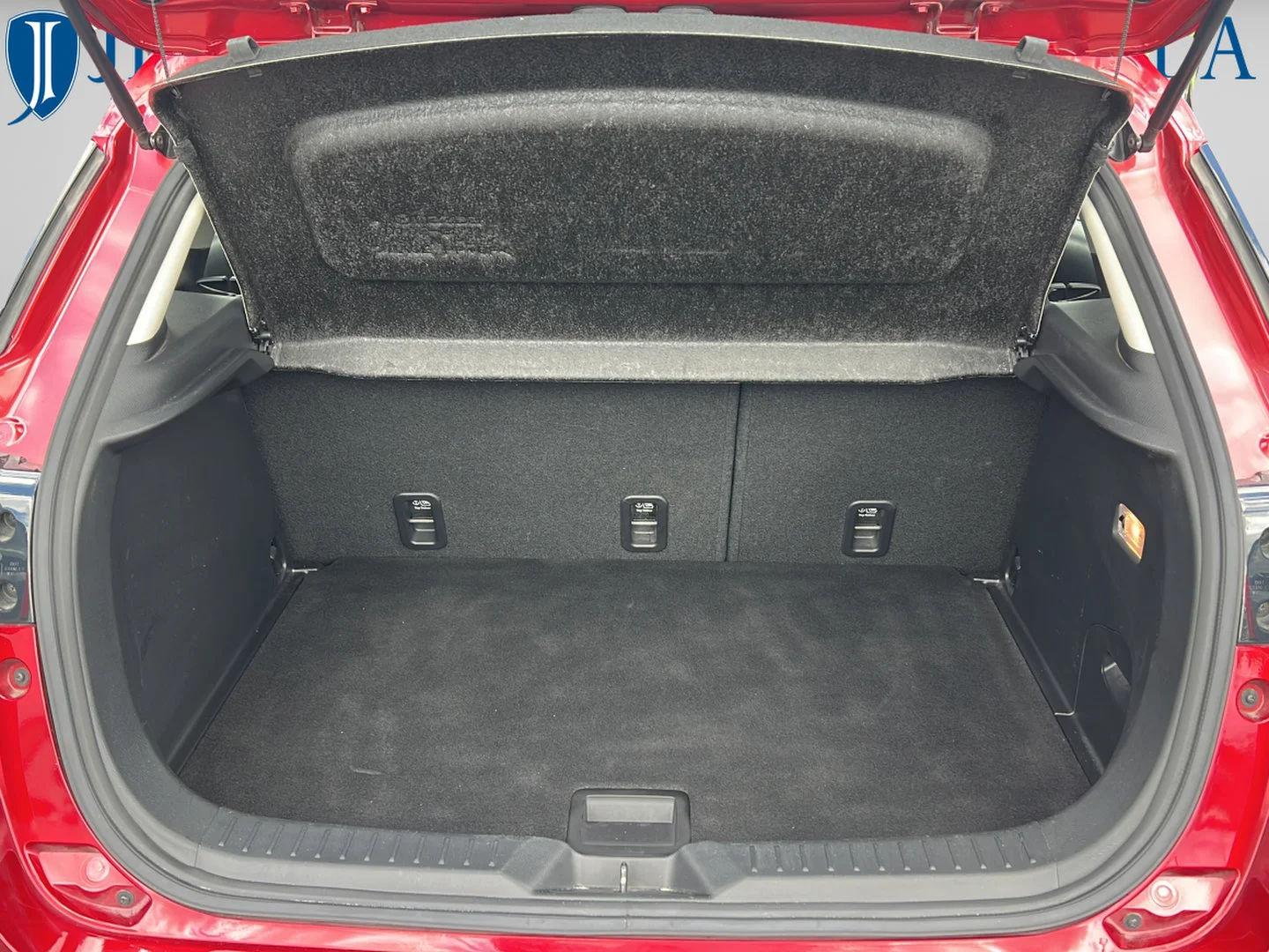 Used 2019 Soul Red Crystal Metallic Mazda Grand Touring image 12